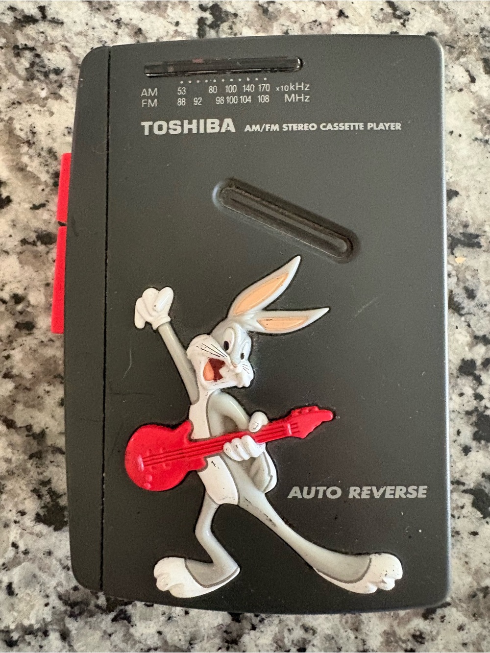 Toshiba Looney Tunes Tronics 1995 Bugs Bunny Walk Man Cassette Player Walkman